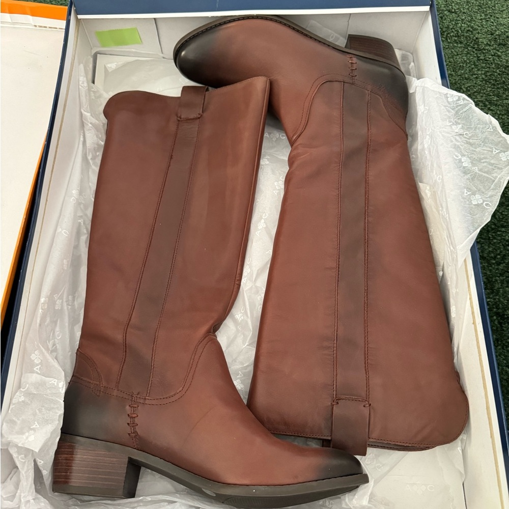 Arturo Chiang Boots